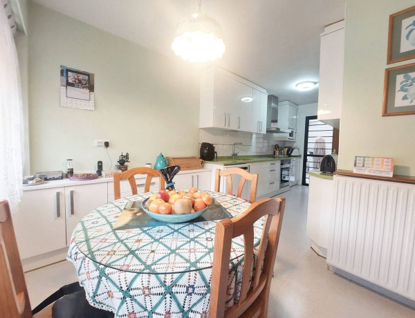 Chalet pareado en venta en Somosaguas