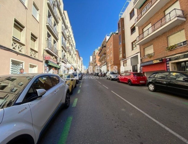 Local en venta en calle de Jerónima Llorente