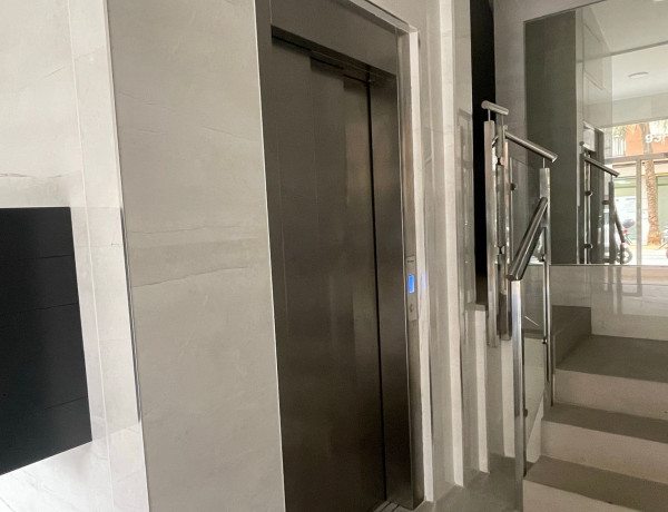 Piso en venta en Barraca, 93