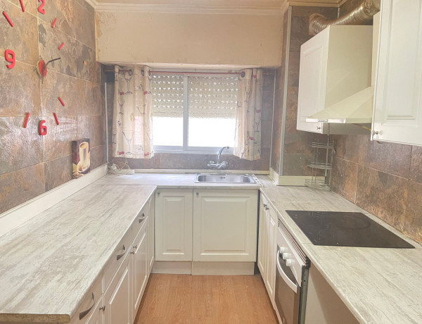 Piso en venta en Barraca, 93