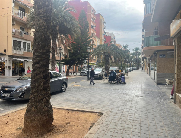 Piso en venta en Barraca, 93