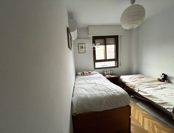 Piso en venta en calle de la Villa de Marín