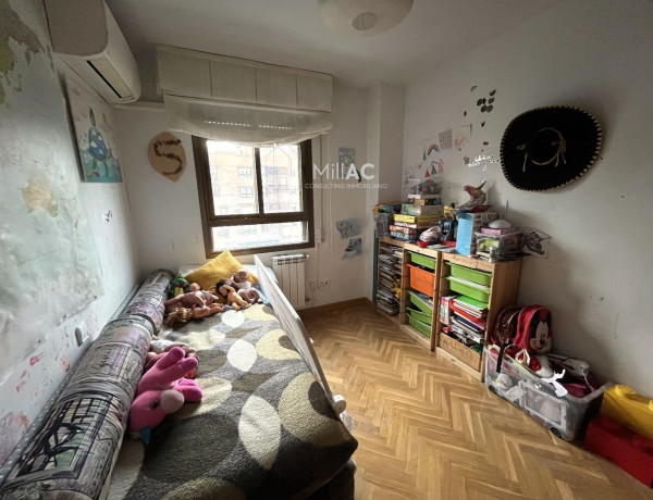 Piso en venta en calle de la Villa de Marín