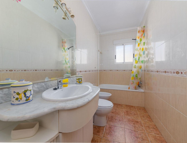 Chalet adosado en venta en Zeniamar-Horizonte-La Campana