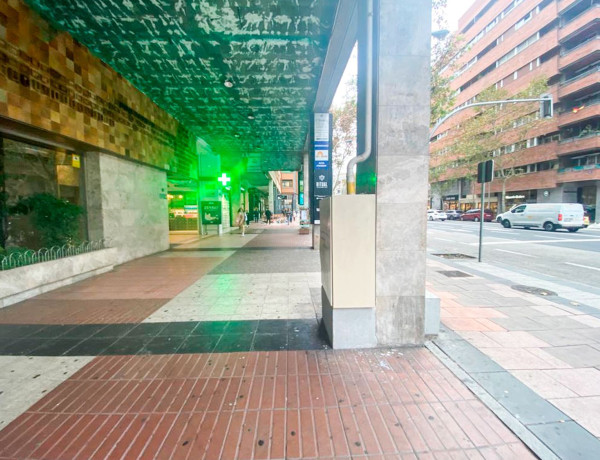 Garaje en venta en calle de Orense, 12