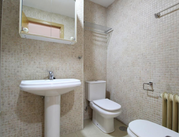 Alquiler de Piso en calle de Eugenio Salazar, 40