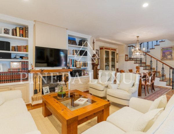 Casa o chalet independiente en venta en Urb. Urbanizacion Alfinach, Los Monasterios-Alfinach