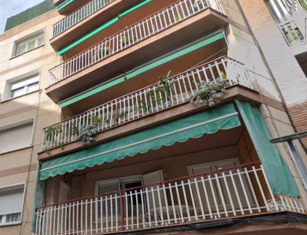 Piso en venta en calle d'Anselm Clavé