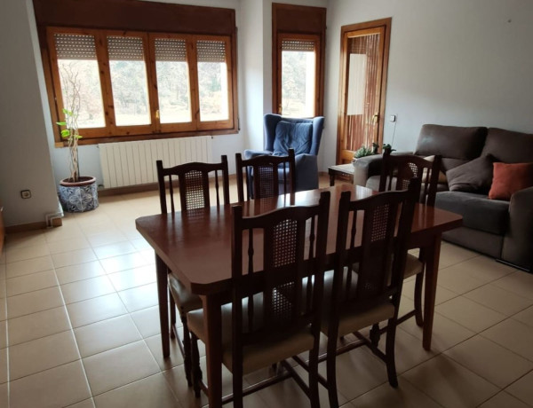 Chalet adosado en venta en calle Seva, 41