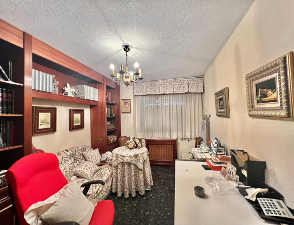 Piso en venta en calle Maestro Sosa