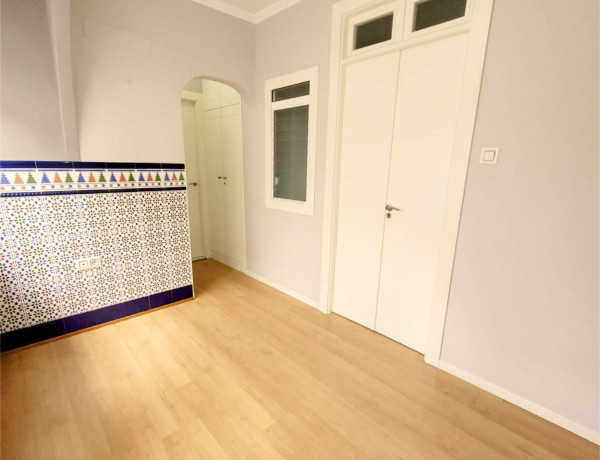 Piso en venta en calle Santiago, 104