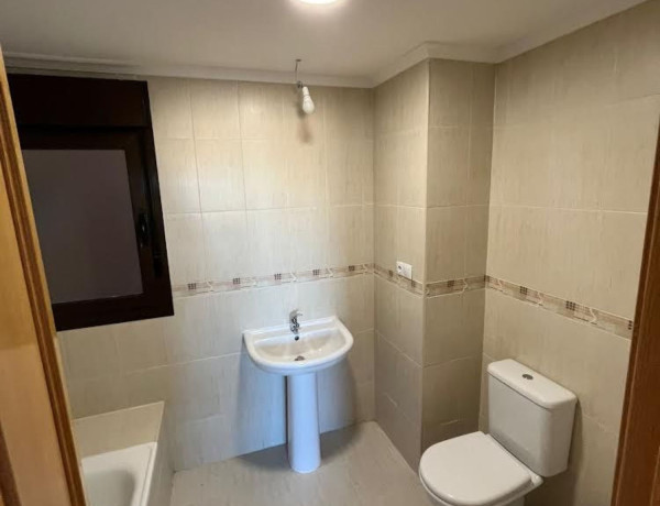 Alquiler de Piso en calle Espaṅoleto, 16