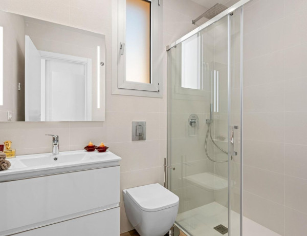 Piso en venta en Villamartín-Las Filipinas