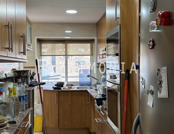 Alquiler de Piso en concili de trento, 182