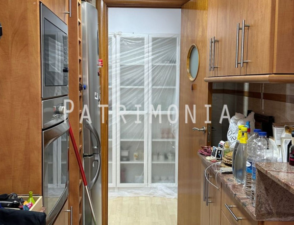 Alquiler de Piso en concili de trento, 182