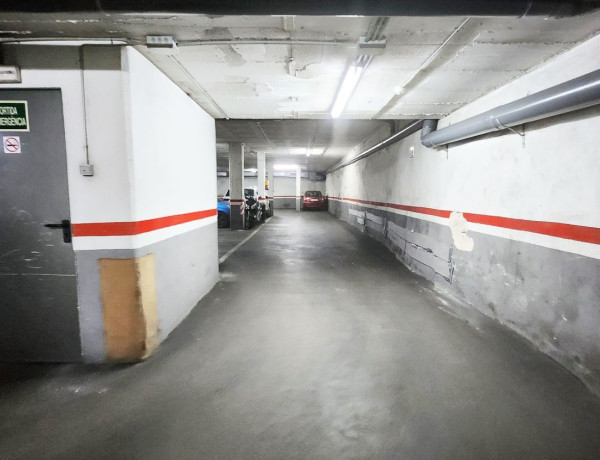 Alquiler de Garaje en calle de Petrarca