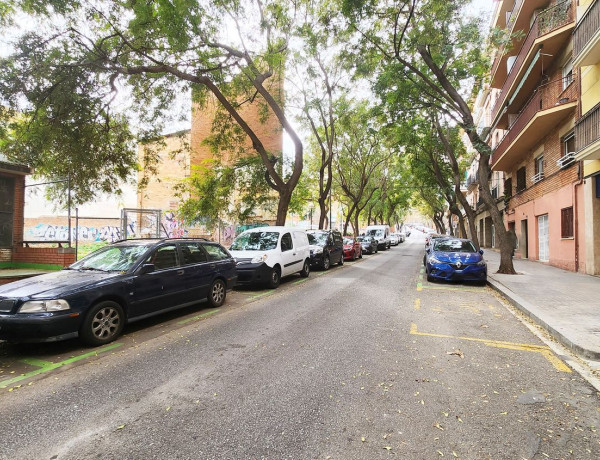 Alquiler de Garaje en calle de Petrarca