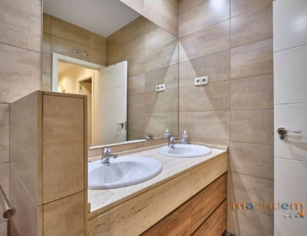 Alquiler de Piso en calle del Doctor Castelo