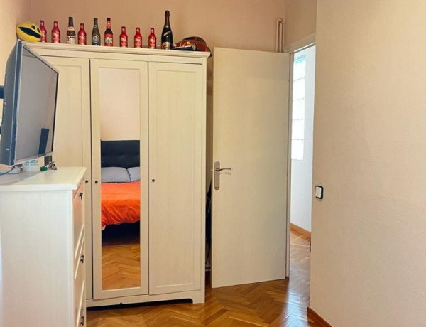 Piso en venta en Urb. Plaza Esbert, Sant Fost de Campsentelles