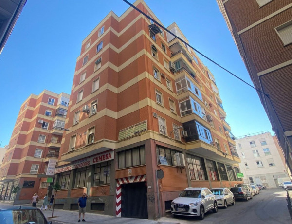 Alquiler de Piso en calle Fernando Castón