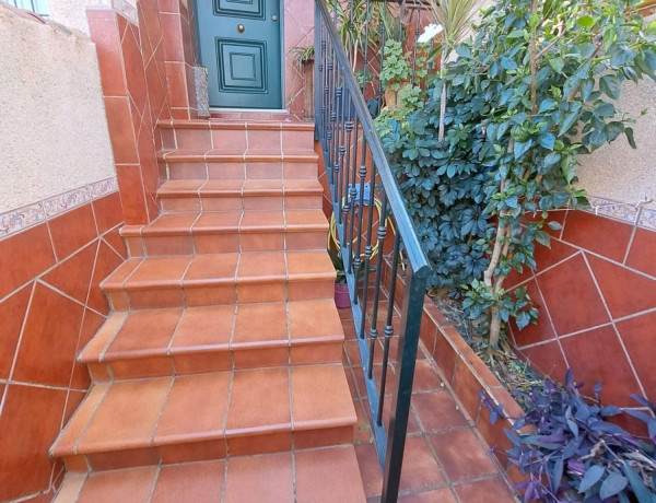 Chalet adosado en venta en La Granja - La Colina - Los Pastores