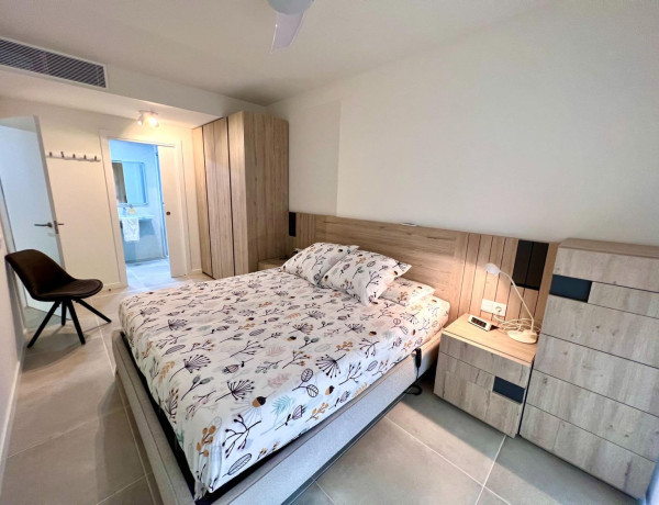 Piso en venta en avenida de la Cossetània, 25