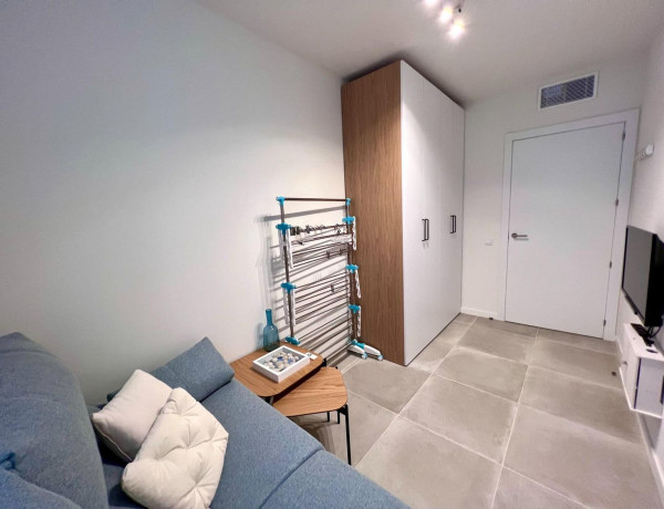 Piso en venta en avenida de la Cossetània, 25