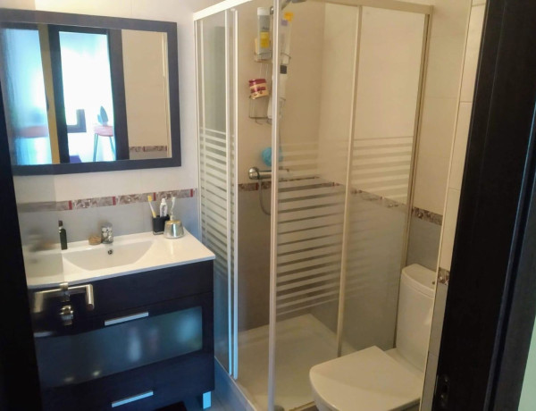 Chalet adosado en venta en Muros de Nalón