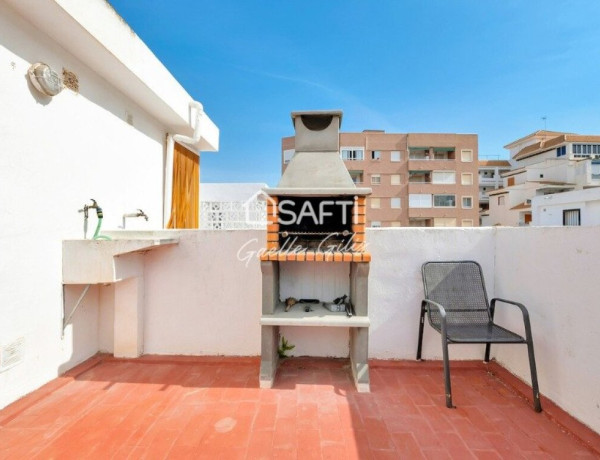 Hermosa casa cerca de la playa de la Mata.