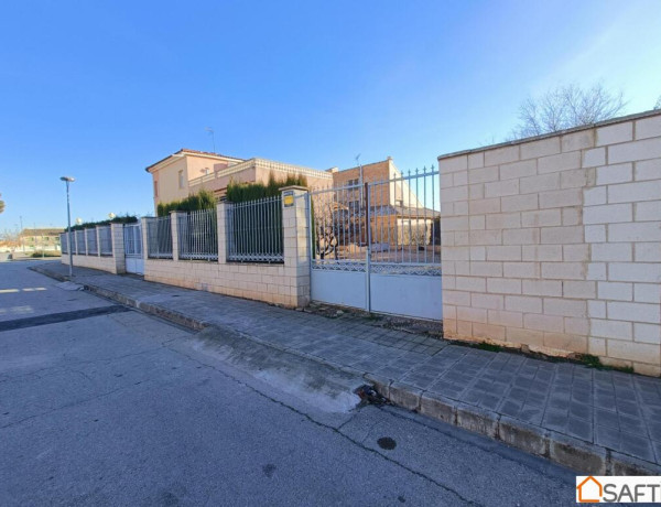 &quot; CUMPLE TU SUEÑO &quot;      Magnífica casa - chalet de 4 habitaciones