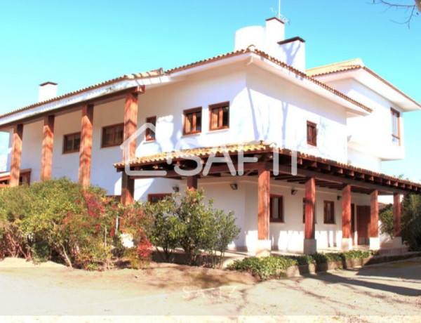 Villa Provenzal con Finca Ecuestre &quot;Un Mas Provençal&quot; en la Comunidad de Madrid