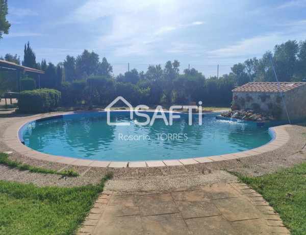 Casa en venta en Los Algarbes.