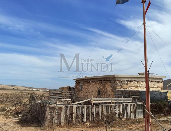 Rustic land For sell in Puerto Del Rosario in Las Palmas 