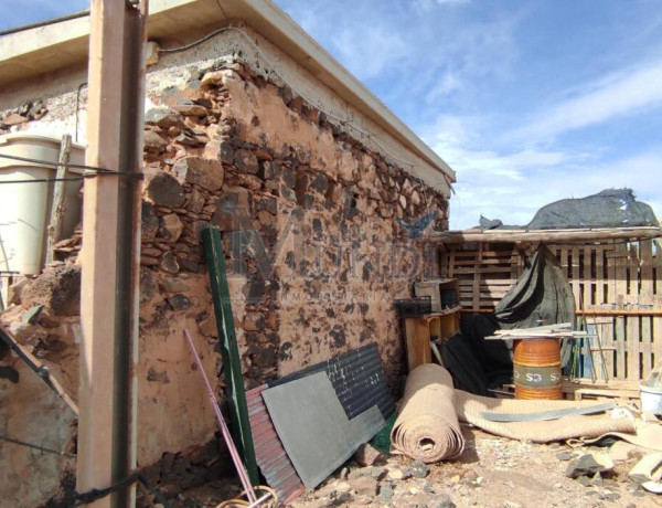 Rustic land For sell in Puerto Del Rosario in Las Palmas 