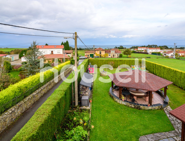 Casa en venta de 159 m² en  Lugar Valdredo, 33157 Cudillero (Asturias)