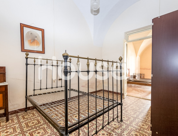 Edificio en venta de 1300 m² Calle Colombia, 06411 Medellín (Badajoz)