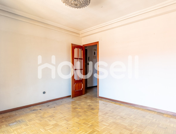 Piso en venta de 107 m² Calle de José Arcones Gil, 28017 Madrid