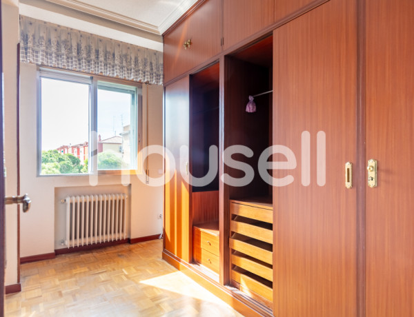 Piso en venta de 107 m² Calle de José Arcones Gil, 28017 Madrid