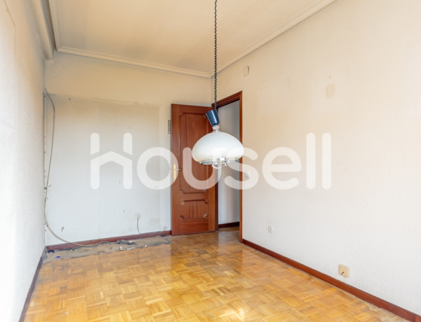 Piso en venta de 107 m² Calle de José Arcones Gil, 28017 Madrid