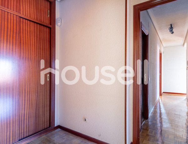 Piso en venta de 107 m² Calle de José Arcones Gil, 28017 Madrid