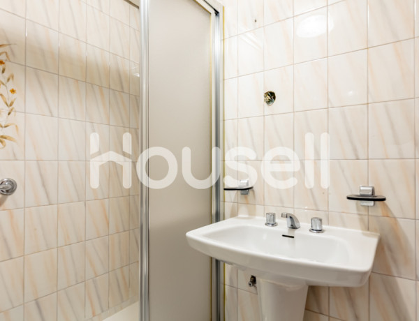 Piso en venta de 107 m² Calle de José Arcones Gil, 28017 Madrid