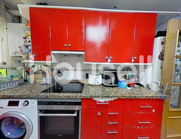 Piso en venta de 106 m² Calle Bermúdez de Castro, 33011 Oviedo (Asturias)