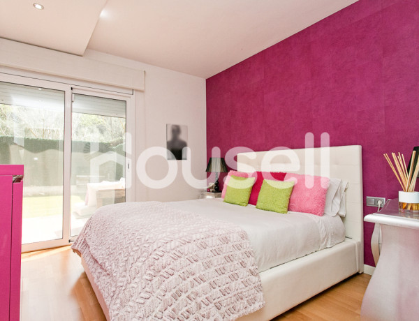 Amplio piso de 112  m² en Avenida Avinguda de Collserola,  08750 Molins de Rei (Barcelona)