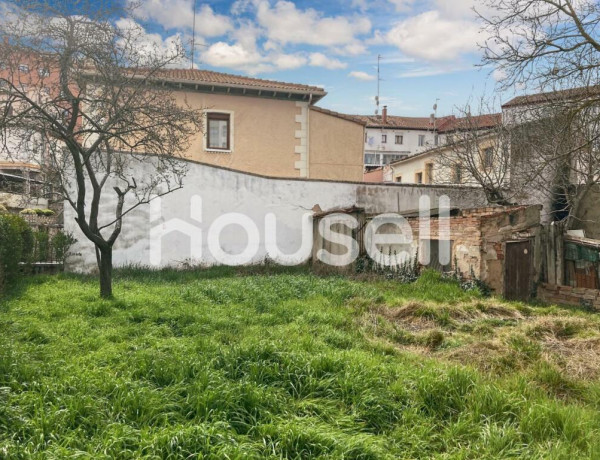 Casa en venta de 201 m² Calle de Cortes, 09002 Burgos