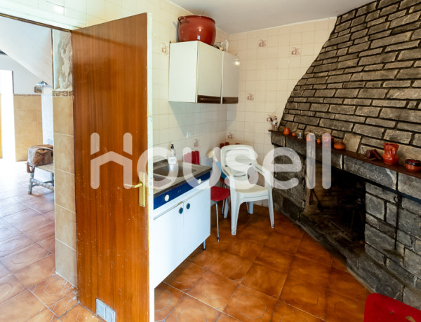 Town house For sell in Ribera Baja in Álava 