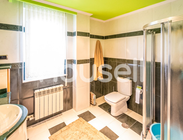 Chalet en venta de 1265 m² Carretera Santander (Villarrodrigo), 24197 Villaquilambre (León)