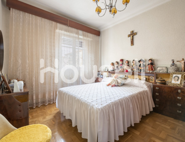 Piso en venta de 71 m² Avenida de Los Apóstoles, 28011 Madrid