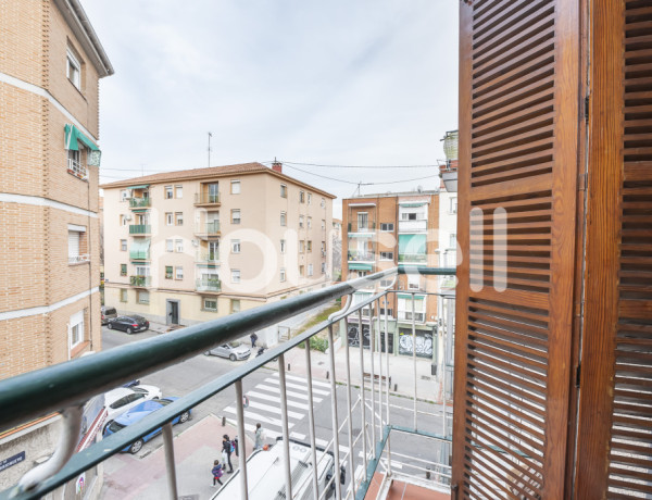Piso en venta de 71 m² Avenida de Los Apóstoles, 28011 Madrid