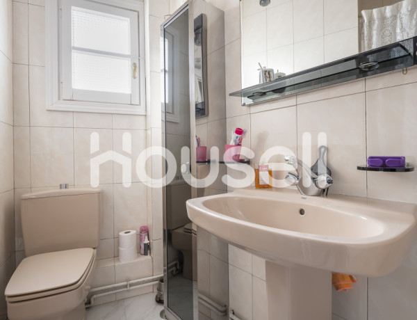 Piso en venta de 71 m² Avenida de Los Apóstoles, 28011 Madrid