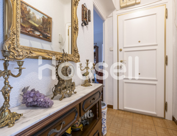Piso en venta de 71 m² Avenida de Los Apóstoles, 28011 Madrid